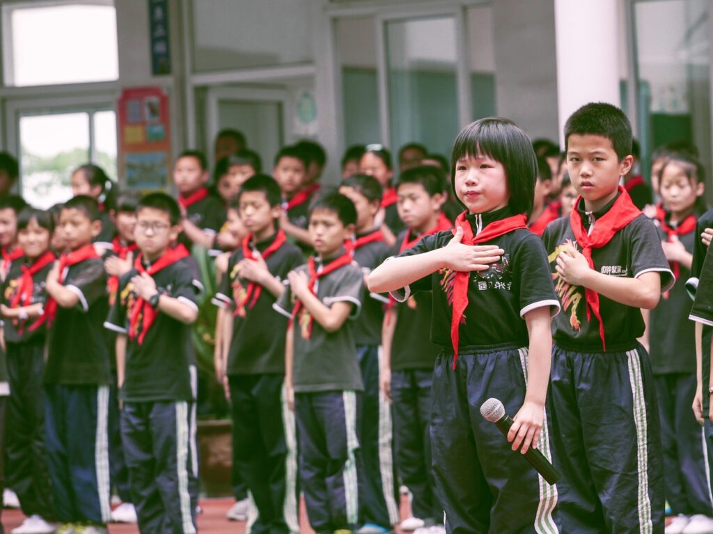 ワキガに悩む小学生が使えるクリームは何歳から使える？