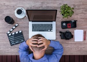 ワキガ対策のクリームを職場にバレない受け取り方法は？