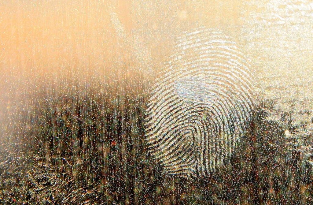 ワキガのクリームによる皮脂汚れの落とし方は？